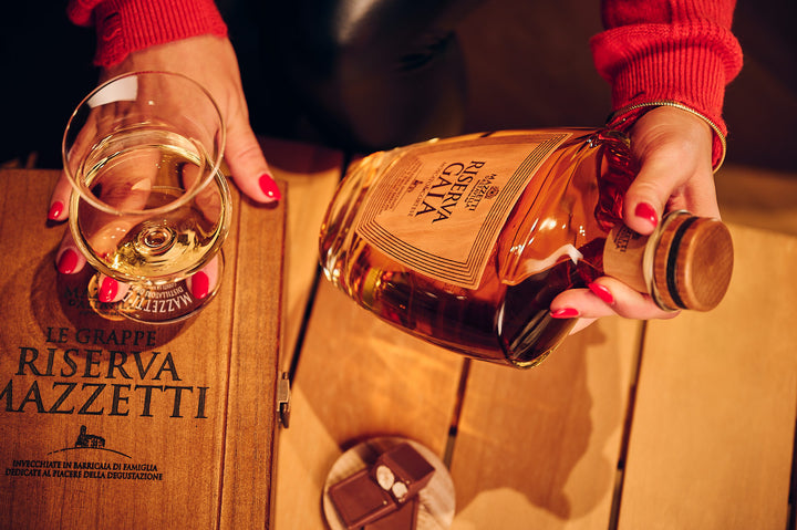 Riserva "GAIA" - Grappa di Moscato e Cortese - Confezione Legno