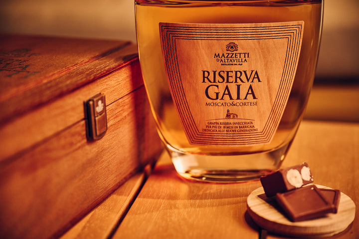 Riserva "GAIA" - Grappa di Moscato e Cortese - Confezione Legno